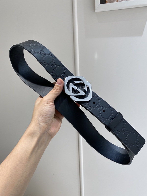 スーパーコピーグッチベルト素材ディテール